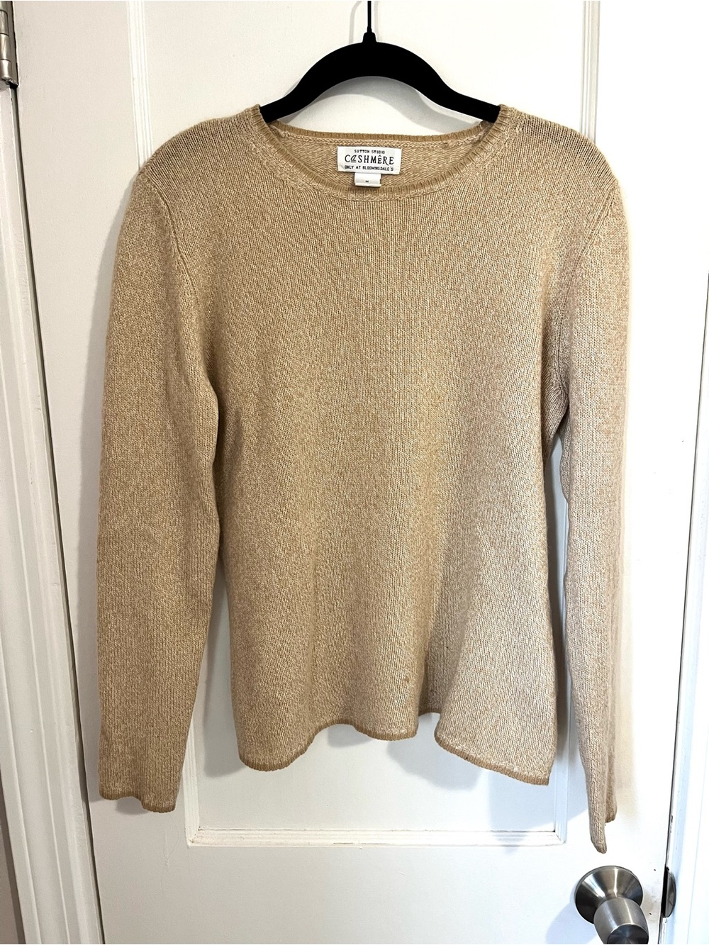 Vintage Sutton Studio 100% Cashmere Crewneck Sweater in Light Beige